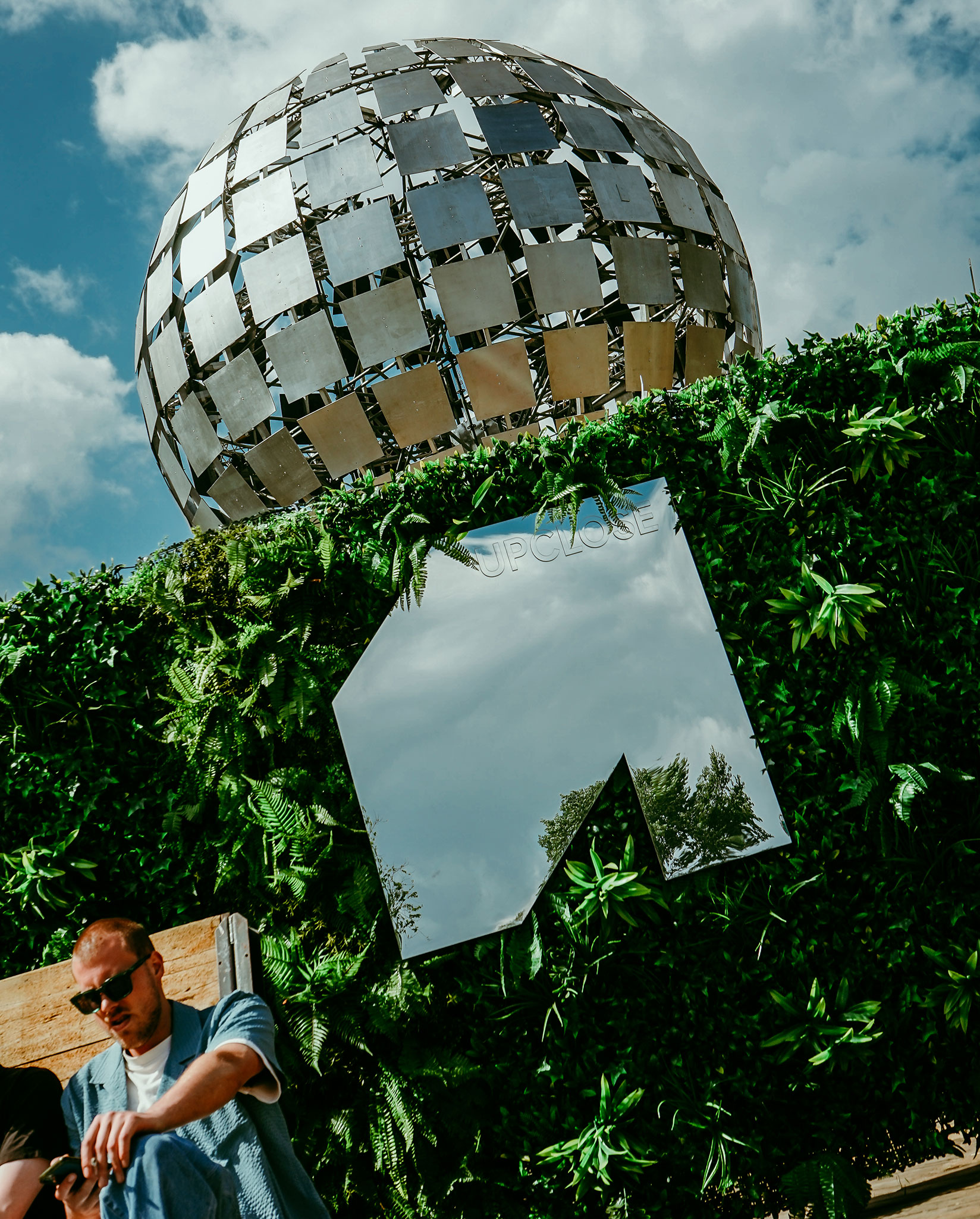 Levensechte kunstplanten gebruikt als decoratie op diverse evenementen, die zorgen voor een stijlvolle en onderhoudsvrije groene sfeer.
				  